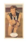 1971 SCANLENS "FOOTBALLERS" POSTER - COLLINGWOOD: Len Thompson, poster #17/24; folded, but nevertheless extremely scarce.