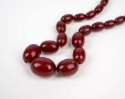 Seven assorted amber and bakelite bead necklaces, 20th century, ​​​​​​​some in need of restringing. - 3