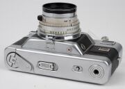 VOIGTL&Auml;NDER: Pair of 1950s viewfinder cameras, comprising Vitessa L (Ultron 50mm f2/Synchro-Compur) and Vitessa T (Color-Skopar 50mm f2.8/Synchro-Compur). - 6