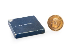 Hawthorn: 1971 Premiers medal by Andor Meszaros, bronze, with on front 'Victorian Football League/ 1971 Premiers, Hawthorn F.C.', and on reverse 'Brownlow Medallist, 1971, Ian Stewart - Richmond F.C.', numbered '189' on rim, made by Stokes in original box.
