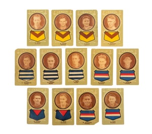 1933 Australian Licorice Larks 'Giant brand League & Association footballers: from FOOTSCRAY (Baker, Hopkins, Rait & Spurling); GEELONG (Hickey, Metherall & Todd); HAWTHORN (Hyde, Poole, Ryan & Stewart); and MELBOURNE (Tymms & Vine). (Total: 13); mixed condition.