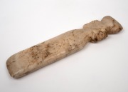 An antique white marble ceremonial cutting tool with carved figural decoration, South American origin, unknown age, ​​​​​​​27cm high. - 2
