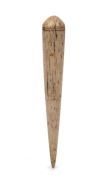An antique turned whalebone fid, 19th century, 17cm long. PROVENANCE: Gonsalves Collection, Mossgreen Auctions.