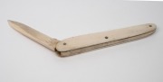 A sailor's antique pocketknife crafted from whale's tooth, 19th century, 13.5cm long when open. - 3