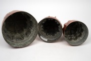 Three antique copper jelly moulds, 19th century, the largest 21cm high, 19cm diameter. - 2