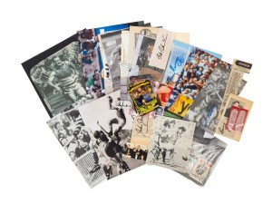 FOOTBALLER AUTOGRAPHS: A diverse collection of signatures on piece, photograph, newspaper clipping, trading card, etc., the signatories including Gary Ablett, Kevin Bartlett, Alex Jesaulenko, Dustin Martin, Leigh Matthews, Kevin Murray, Kevin Sheedy, Ian 