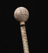 An antique shark vertebrae walking stick with scrimshaw whale's tooth top with tallship decoration engraved "L.F. 1842", 19th century, 85cm high. - 3