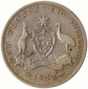 Two Shillings; Pre 1945 (127) and post 1946 (54). Incl. a 1932 F. All mixed dates and grades.