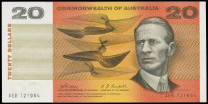 1966-93 (R.401-415) $20.00 almost complete run with "Commonwealth of Australia" set of 4 incl. Coombs/Wilson aUnc and, Coombs/Randall, First Prefix, Fine; "Australia" set complete Unc. less Johnston/Fraser, Gothic Serials but incl. Knight/Stone, Gothic se