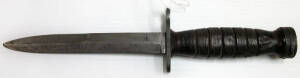 WW2 EDGED WEAPON: U.S. M4 bayonet with 31cm M8 scabbard and fabric frog, used by the U.S. military during the Second World War, excellent condition.