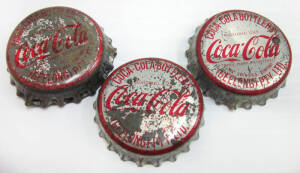 c1922-90s range, noted 1963-64 Coke & Fanta bottle tops (38); c1964 Milo tin lid "Free Football Club Badge Inside"; c1970 Robo Car Wash "VFL Sticker" (1); 1982 Yarraville FC cards [3/10]; c1990s WC Eagles cards (25); miscellaneous badges (27) including Ba