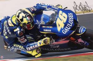 VALENTINO ROSSI, large signed photograph, limited edition 51/100, size 81x51cm.