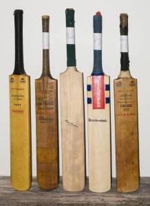 SOUTHERN STARS - Australian Women's Cricket Team: Signed Cricket Bats, one signed by 2005 team to England, another signed by 2005 team to World Cup in South Africa (Champions); plus a bat signed by Karen Rolton. VG condition.