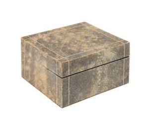 SHAGREEN 19th century box with ivory string inlay. Height 6cm, width 12cm, depth 10cm.