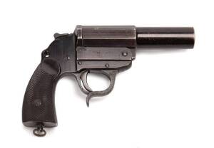 German WW2 period flare gun, serial (8101. ac 41).