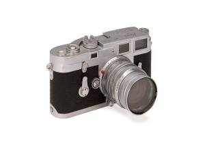 LEITZ (Germany):&nbsp;Leica M3 (Double stroke) SN 900549 with Summarit 5cm f1.5 SN 1500613, Leitz Summarit UV filter and maker's leather ERC. A nice example of this classic camera.
