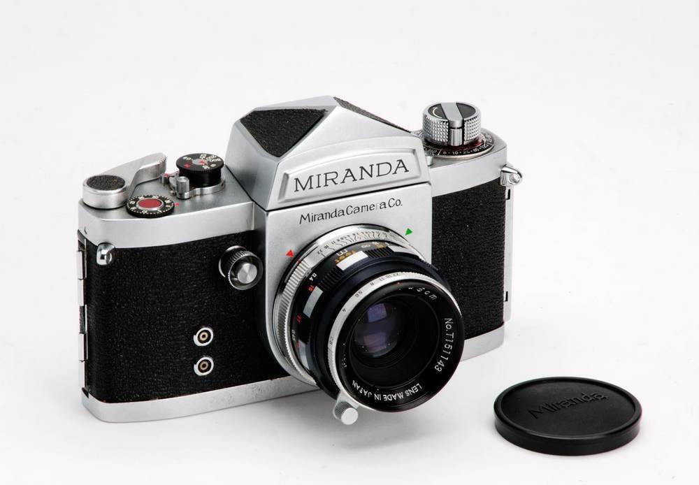 カメラ　MIRANDA MIRANDA CAMERA CO.LTD. (Japan): Miranda DR 35mm camera. The camera