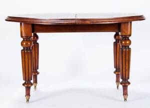 William IV antique mahogany dining table. Oval top with one extension leaf. Width 101cm, Length 122cm to 171cm.
