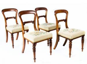 Set of 4 William IV mahogany dining chairs with tapestry seats