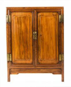 Japanese 2 door cabinet, interior fitted with 2 drawers, 20th century. Height 97cm, width 75cm, depth 38cm