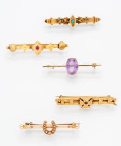 A collection of five various bar brooches. 9ct yellow gold. Weight 13.2 grams.&nbsp;