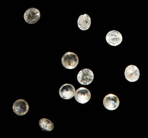 Eleven round brilliant diamonds. A.T.C.W. 50ct.