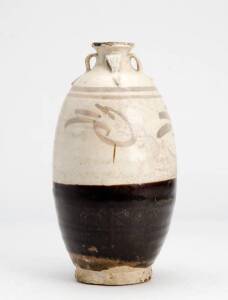 Yuan dynasty pottery bottle vase, 14th century.&nbsp;