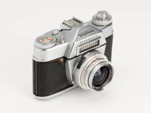 VOIGTLANDER & SOHN AG (Germany): Voigtlander Bessamatic 35 mm camer.