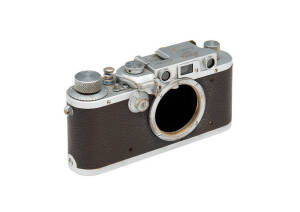 LEITZ (Germany): Leica screw mount camera Leica III Model F.