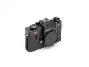 LEITZ (Germany): Leica bayonet mount camera Leicaflex SL2.