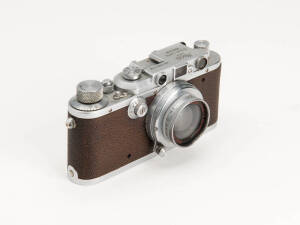 LEITZ (Germany): Leica screw mount camera Leica IIIa Model G.