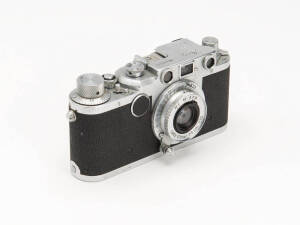 LEITZ (Germany): Leica screw mount camera Leica IIc.