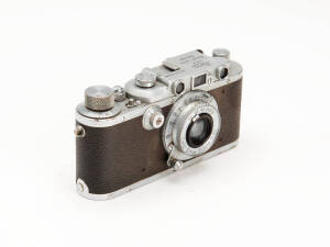 LEITZ (Germany): Leica screw mount camera Leica III Model F.