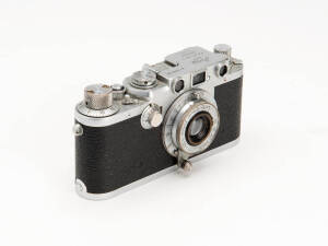 LEITZ (Germany): Leica screw mount camera Leica IIIf black dial.