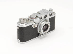 LEITZ (Germany): Leica screw mount camera Leica IIIf red dial.