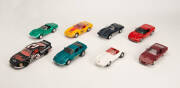 Corvette 1:24 scale models; various makers. (16 cars). - 2