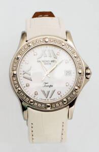 A Lady's Raymond Weil "Tango" wristwatch. Stainless steel. Quartz. Ref:5590.