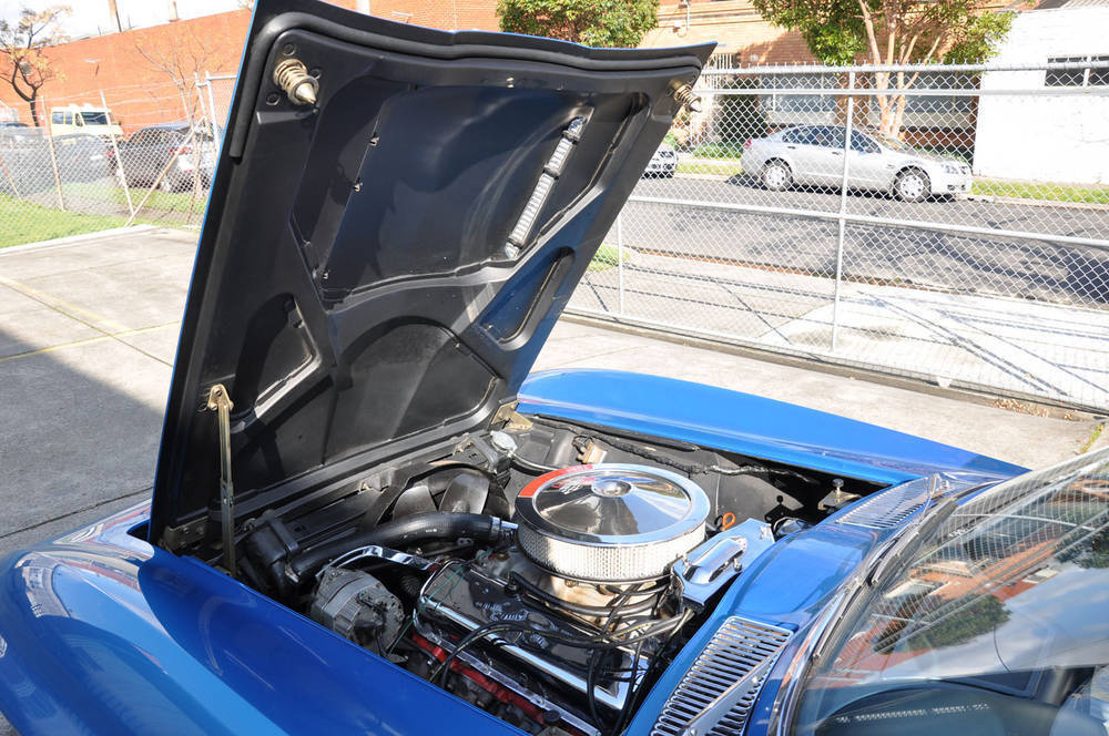 1966 Chevrolet Corvette C2 Stingray convertible (RHD) Vin no