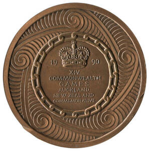 1990 COMMONWEALTH GAMES IN AUCKLAND, Participation Medal, in bronze, 50mm diameter.