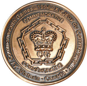 1994 COMMONWEALTH GAMES IN VICTORIA (CANADA), Participation Medal, 50mm diameter, in bronze, in original presentation box. Also range of badges (6) with 1958 Official lapel badge & Worthington Beer sponsor's badge; 1962 Perth visitor's badge; 1970 Officia