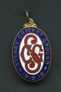 SYDNEY CRICKET GROUND, 1918-19 membership badge, made by Amor, No.480.