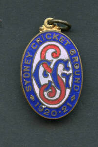 SYDNEY CRICKET GROUND, 1920-21 membership badge, made by Amor, No.906.