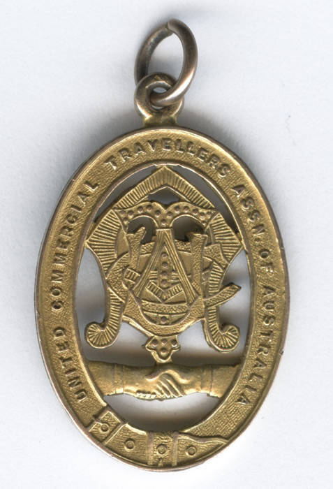 UNITED COMMERCIAL TRAVELLERS' ASSOCIATION OF AUSTRALIA, 9ct gold fob/medal, engraved on reverse "J.Williams 24/3/56". Weight 6.67 grams.