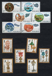 S/book with collections of HUNGARY 1900-80's and POLAND 1919-89, majority used. Plus 11 small s/books of Poland, majority MUH sets or souvenir sheets from the 1980's. Some duplication, mainly fine and fresh.