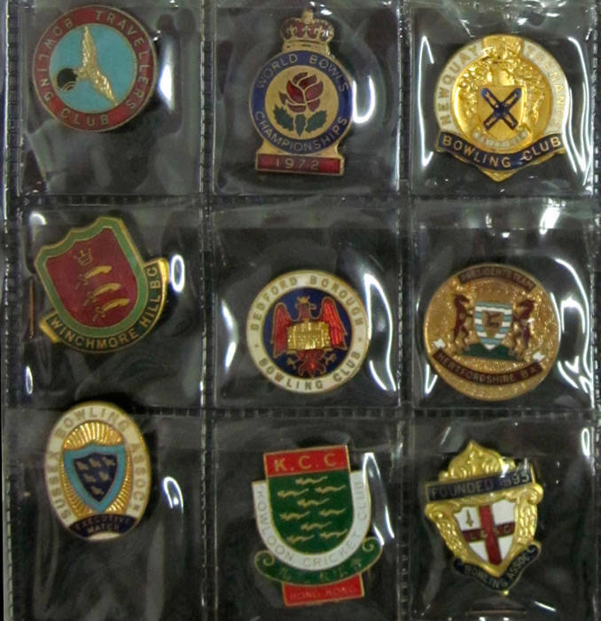 LAWN BOWLS BADGES, attractive collection in two albums, from Australia, NZ, PNG & Overseas.