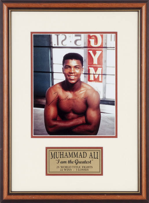 MUHAMMAD ALI, display "I am the Greatest", with signed photograph, window mounted, framed & glazed, overall 36x48cm.