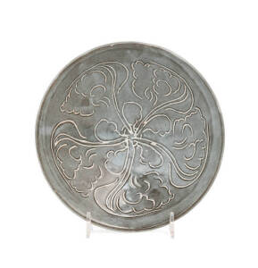 HAROLD HUGHAN: Pottery bowl with sgraffito floral design, full signature. Diameter 16.5cm