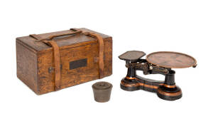 Avery Class 2, 7lb. scales with set of gold cup weights in fitted oak box, mid 19th century.