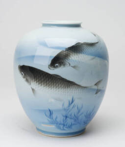 Taisho Period Japanese Fukagawa vase with hand painted koi fish design, signed Fukagawa Mountain factory mark, original signed Tomobaku box. 21cm high. 