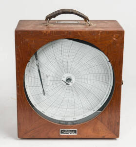Fielden "Servograph" in timber case, English early 20th Century. 36cm.